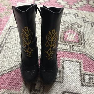 Disney Frozen Anna Boots
